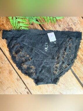 Auden Black Lace High-Waist Briefs